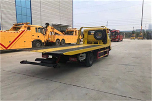 明水非事故拖车